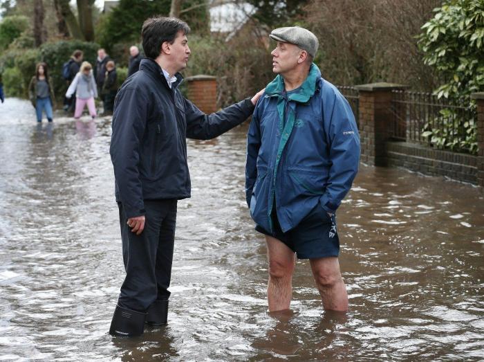 17 fotos impresionantes del desbordamiento del río Támesis