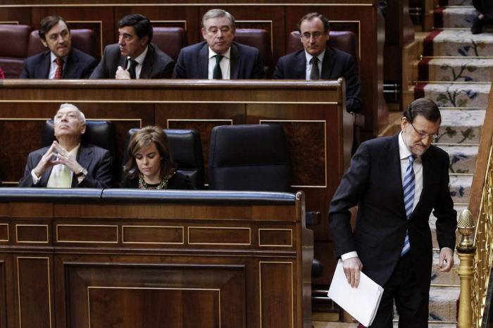 'Cara a cara' de Rajoy y Rubalcaba: De la "alegría de la huerta" a la "desigualdad" del pasado