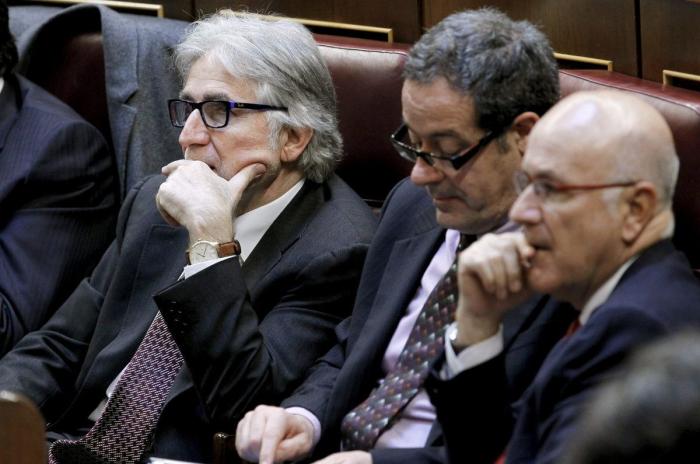 'Cara a cara' de Rajoy y Rubalcaba: De la "alegría de la huerta" a la "desigualdad" del pasado