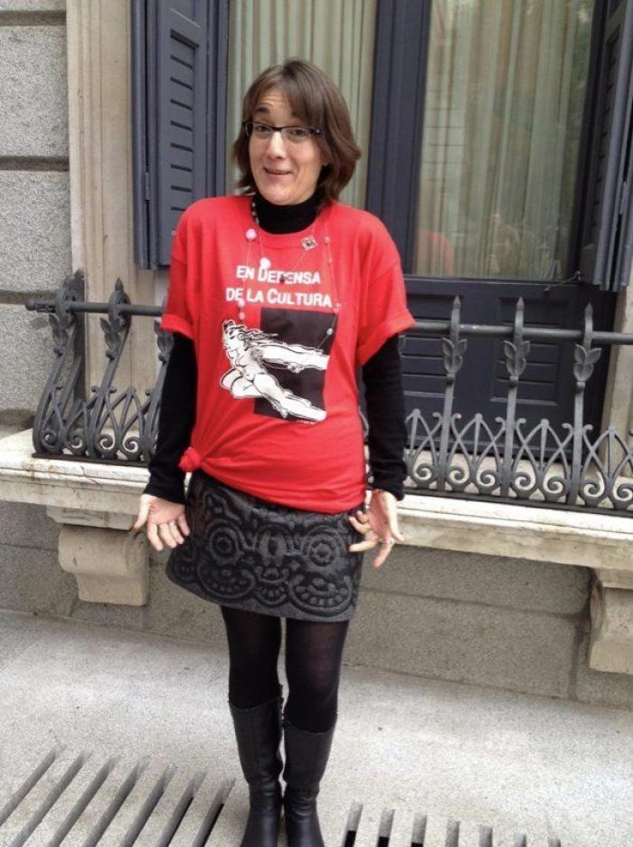 Las camisetas reivindicativas que la Izquierda Plural luce en el debate (FOTOS)