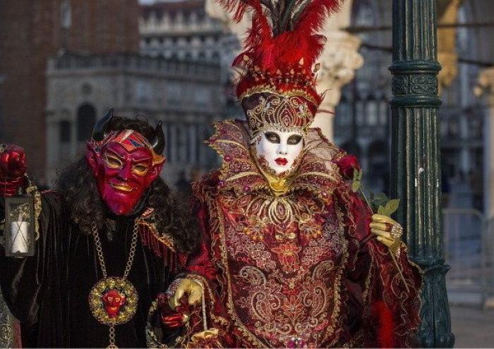 Monstruos y máscaras en el Carnaval de Venecia de 2014 (FOTOS)