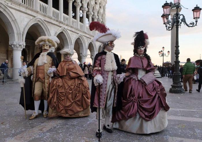 Monstruos y máscaras en el Carnaval de Venecia de 2014 (FOTOS)