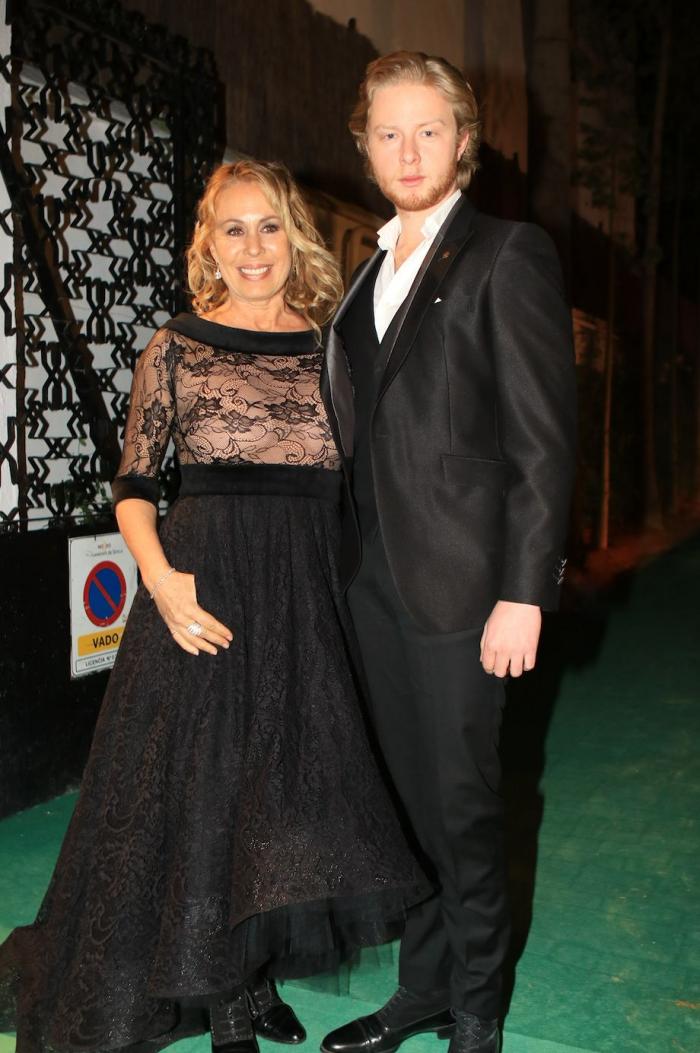 Manel Fuentes y otros famosos que ya tienen hijos mayores de edad