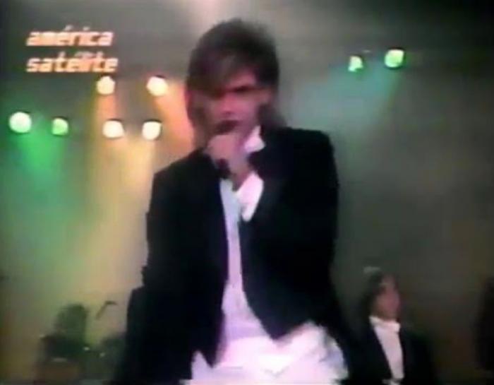 Manel Fuentes y otros famosos que ya tienen hijos mayores de edad