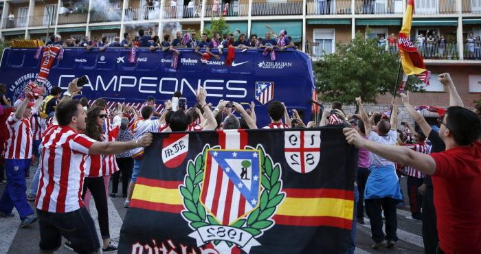 Una multitud celebra en Madrid la Liga conquistada por el Atlético (FOTOS)