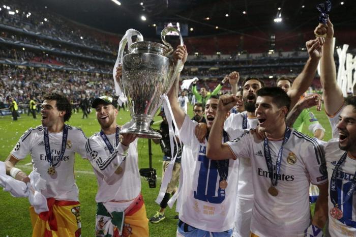 La Cibeles vibra con la 'Décima' del Madrid (FOTOS)