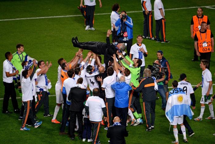 La Cibeles vibra con la 'Décima' del Madrid (FOTOS)