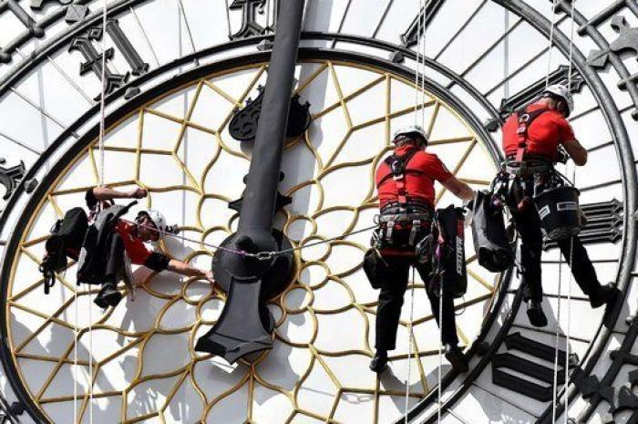 Así se limpia el Big Ben (FOTOS, VÍDEO)