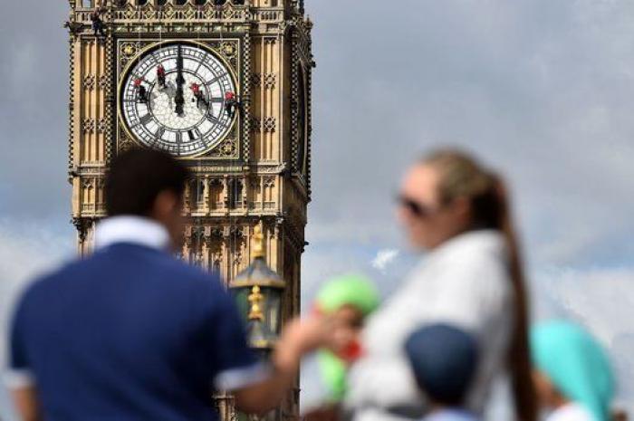 Así se limpia el Big Ben (FOTOS, VÍDEO)