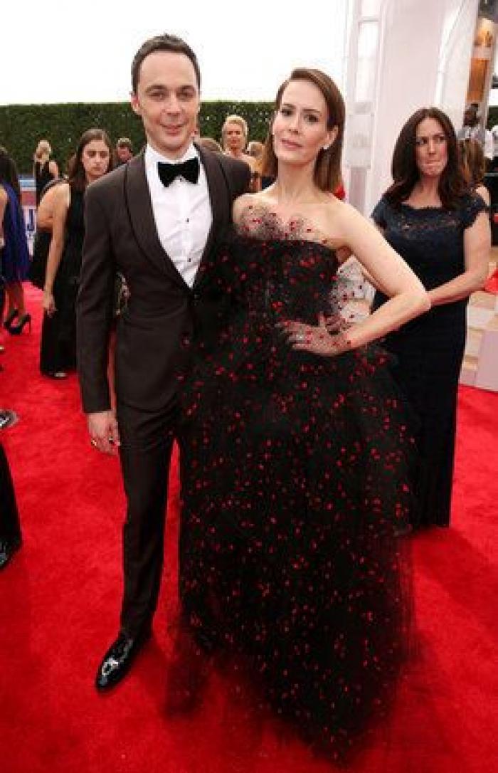 Emmy 2014: el beso de Bryan Cranston a Julia Louis-Dreyfus (GIFS)