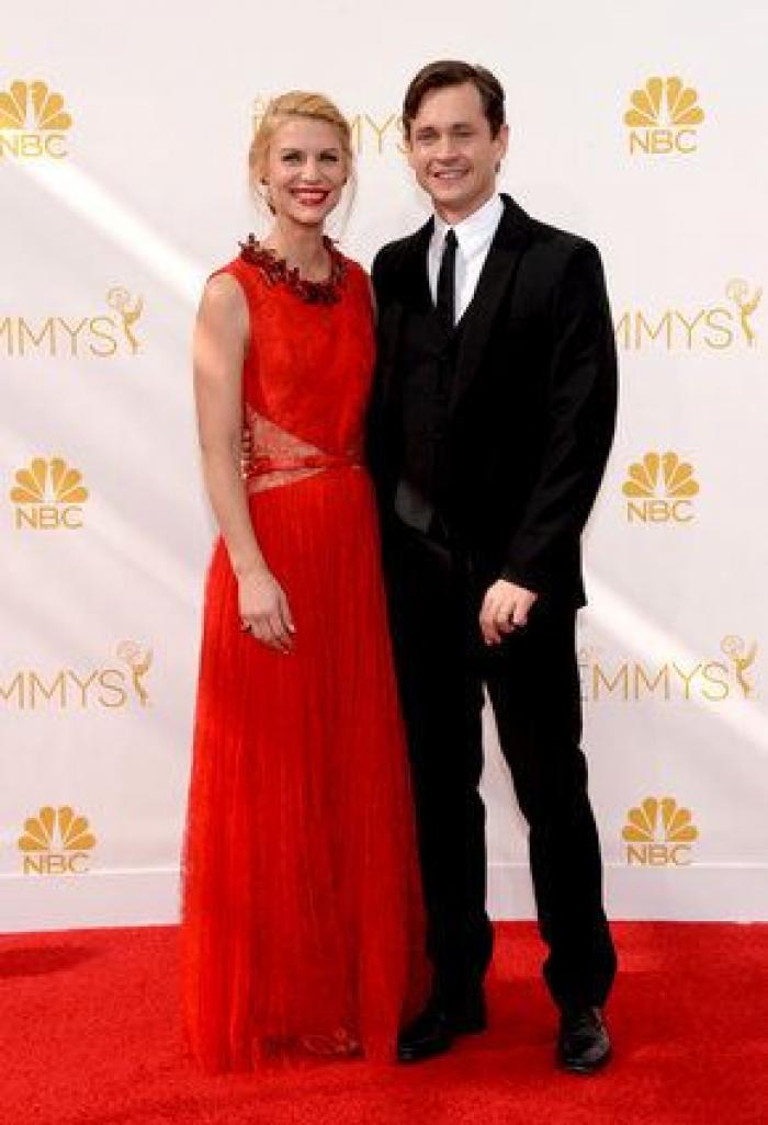 Emmy 2014: el beso de Bryan Cranston a Julia Louis-Dreyfus (GIFS)