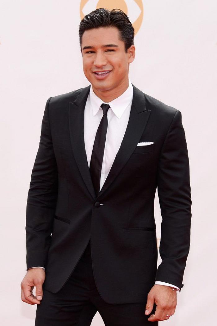 Emmy 2014: el beso de Bryan Cranston a Julia Louis-Dreyfus (GIFS)