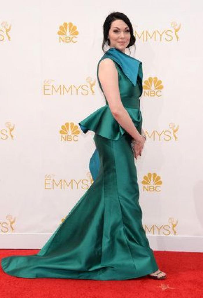 Emmy 2014: el beso de Bryan Cranston a Julia Louis-Dreyfus (GIFS)