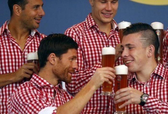 Así de bien se lo pasa Xabi Alonso en Alemania (FOTOS)
