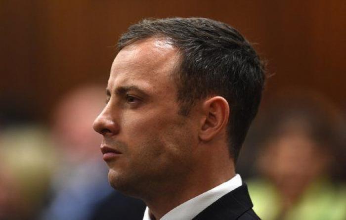 La cara de Pistorius al escuchar el fallo de la jueza (FOTOS)
