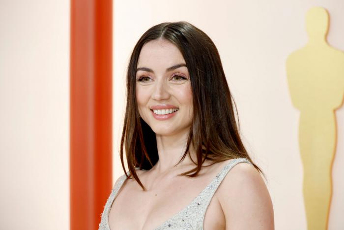 Todos los vestidos de la alfombra roja de los Oscar 2023