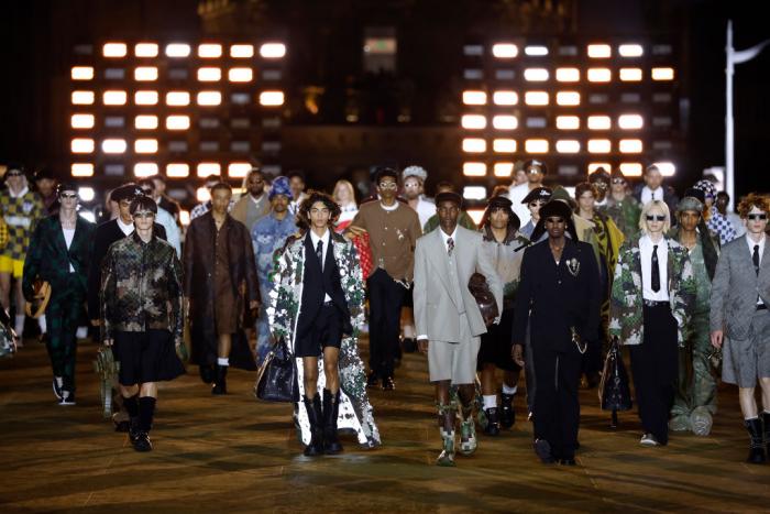 Pharrell Williams se corona en París con Louis Vuitton