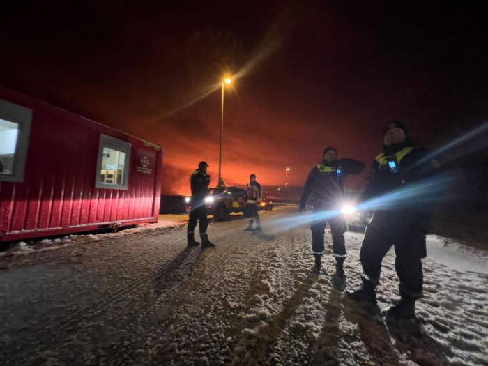 El volcán de Grindavik, en Islandia, entra en erupción después de meses de terremotos