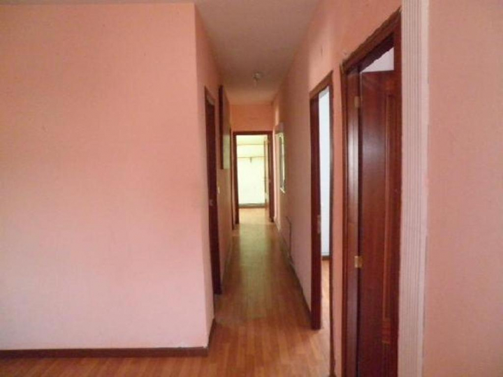 Piso de 88 metros cuadrados en Tarancón (Cuenca) por 35.000 euros