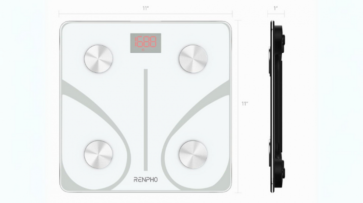 La báscula inteligente de Renpho tiene un diseño extrafino, es antideslizante y muy estable.