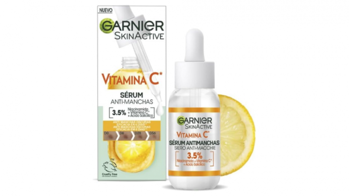 Sérum facial de Garnier con vitamina C, niacinamida y ácido salicílico. Reduce las manchas del rostro, top ventas belleza.