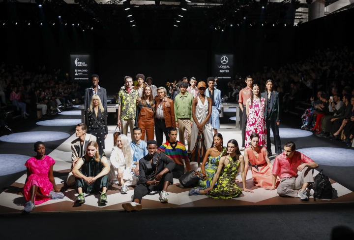 Los modelos del desfile de Pablo Erroz en la MBFWM el 15 de febrero de 2024.