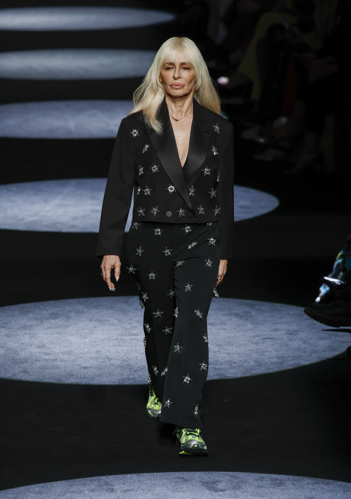 María, de Nebulossa, en el desfile de Pablo Erroz en la MBFWM el 15 de febrero de 2024.