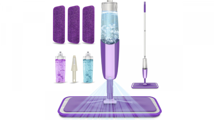 Productos de limpieza para el suelo de Amazon: Fregona con pulverizador.