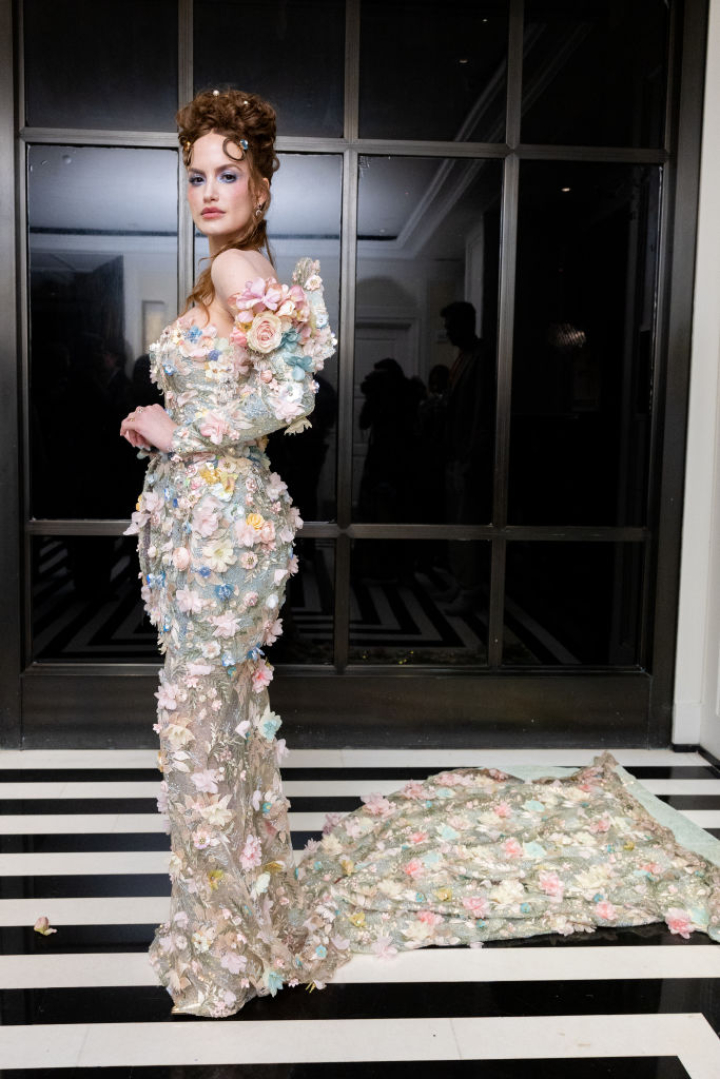 Haley Kalil, con su vestido inspirado en María Antonieta.