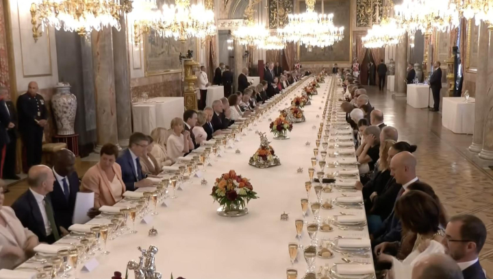 Almuerzo ofrecido en el Palacio Real.