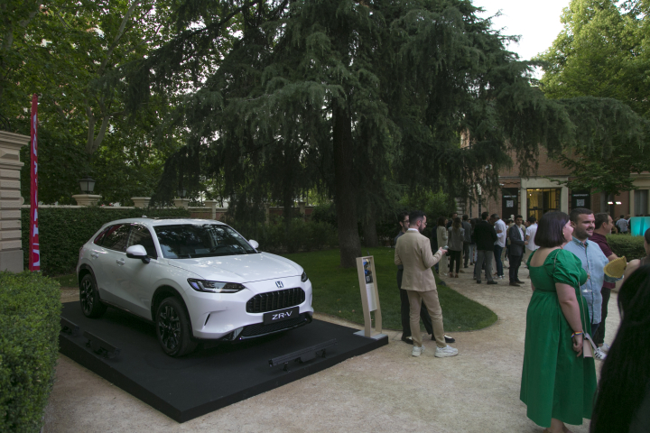 alt="alt="Honda estuvo presente en la fiesta y exhibió el ZR-V, uno de sus modelos más avanzados.""