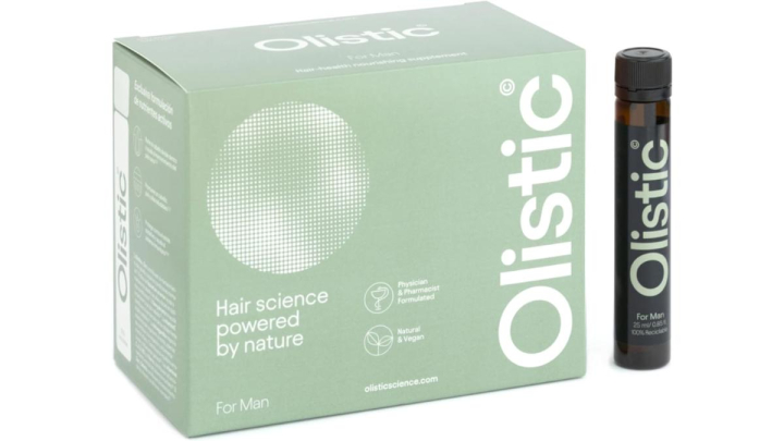 Este producto para la caída del pelo en hombres viene en botellines que se beben