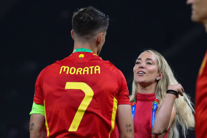 Alice Campello y Álvaro Morata, celebrando la victoria de España en la Eurocopa.