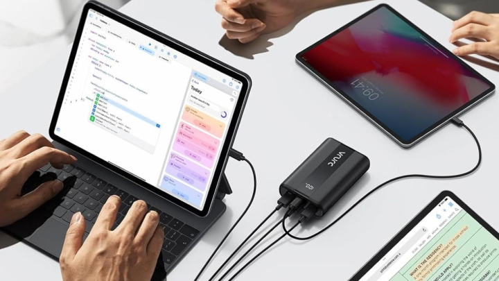 Con esta batería externa podrás conectar varios dispositivos a la vez.