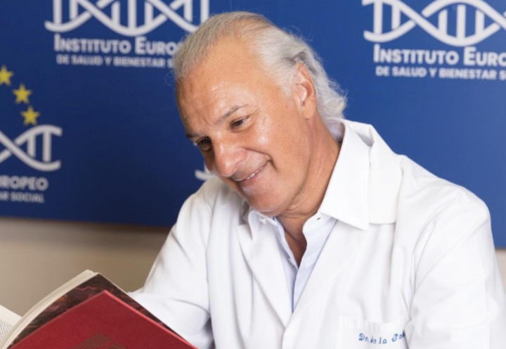 El Dr. Manuel de la Peña, autor de 'Guía para vivir sanos 120 años'.