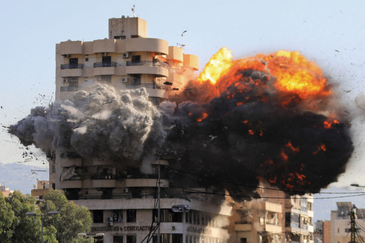 Un edificio de Beirut, bombardeado