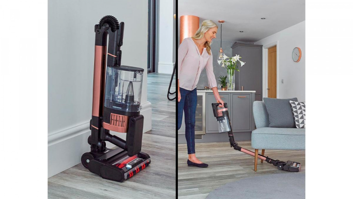 Aspiradora sobre un fondo blanco