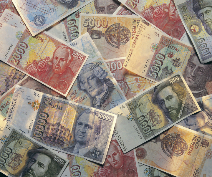 Billetes en pesetas.