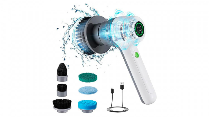 Cepillo sobre fondo blanco