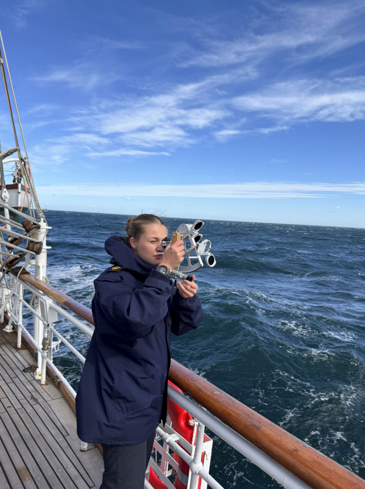 La princesa Leonor, en el Juan Sebastián Elcano.