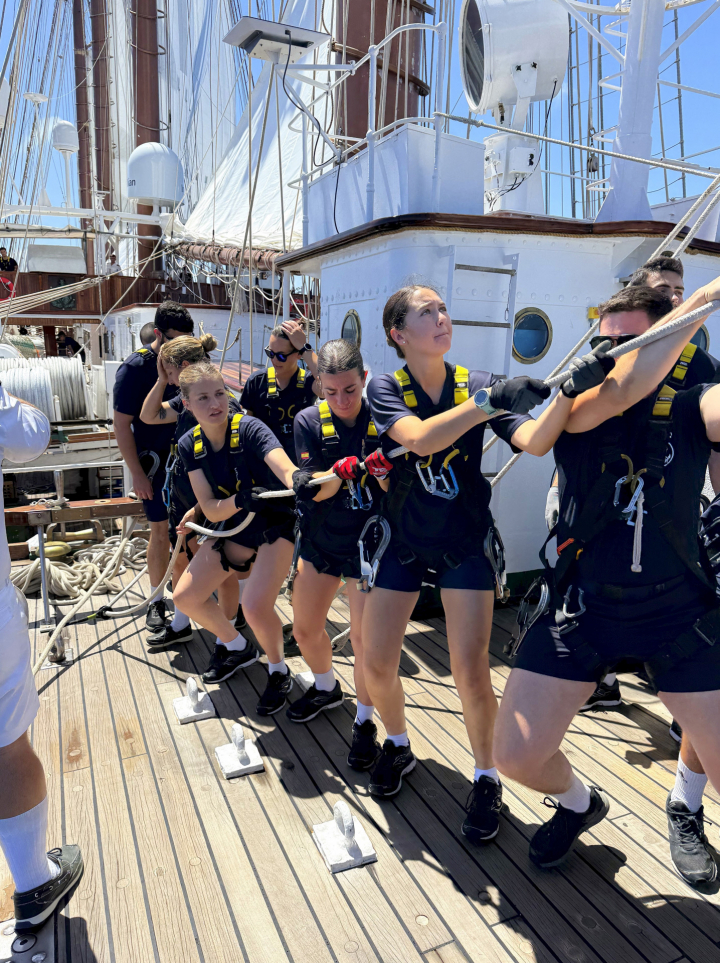 La princesa Leonor, en el Juan Sebastián Elcano.