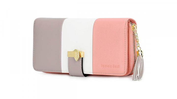 Regalo día de la madre sobre fondo blanco