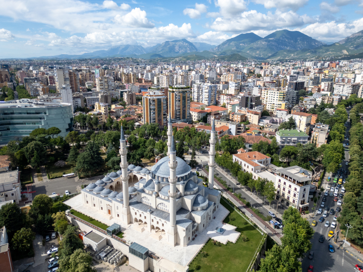 Tirana, en Albania.