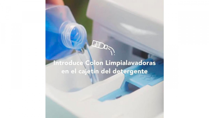 Limpialavadoras sobre fondo blanco