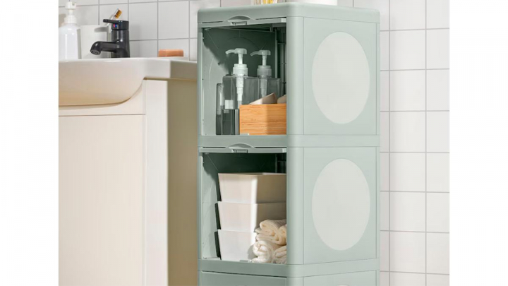 armario sobre fondo blanco