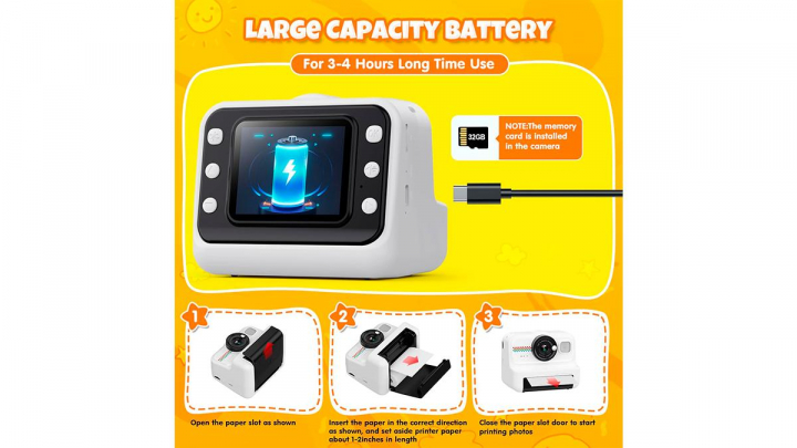 Cámara sobre fondo blanco.