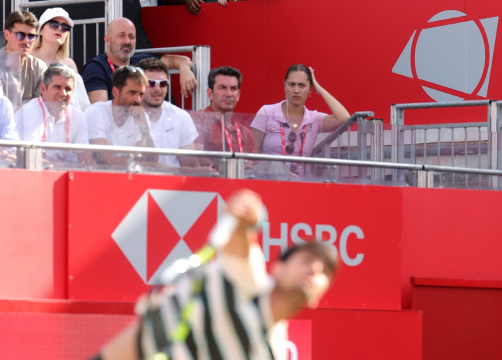 Arturo Valls viendo a Alcaraz