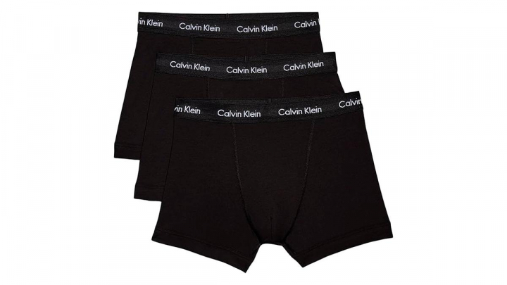 Calzoncillos sobre fondo blanco.