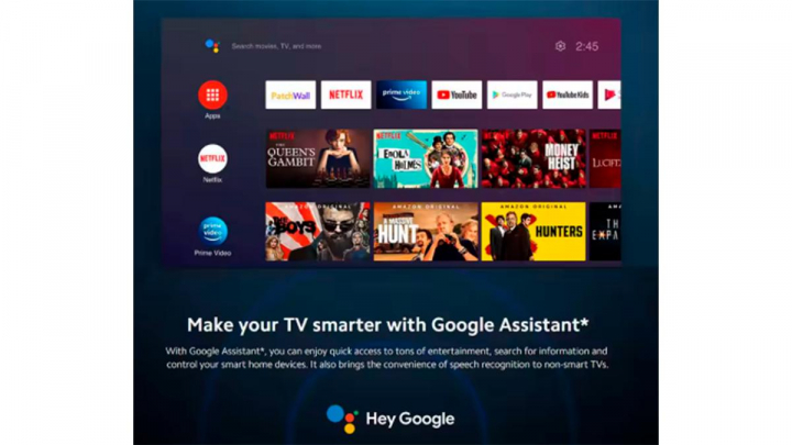 Chromecast sobre fondo blanco.