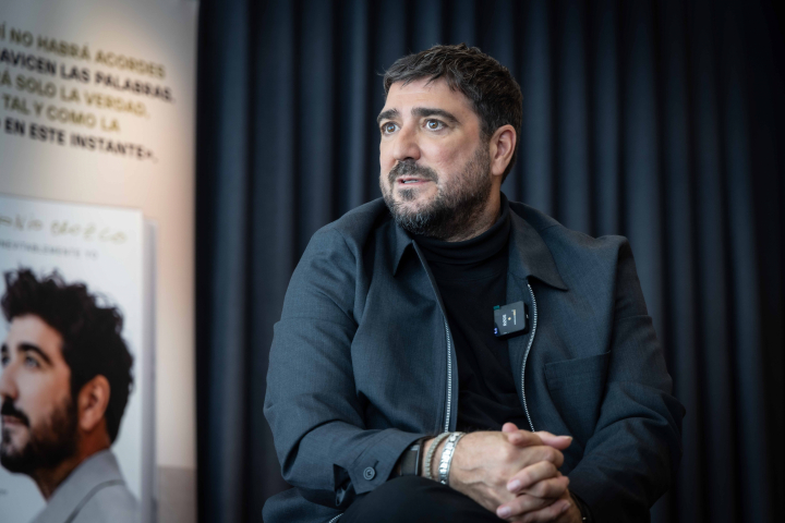 Antonio Orozco en un momento de la entrevista.